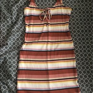 Stripped dress knot in front